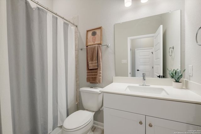 13249 FANTINE FLDS, San Antonio, TX 78253