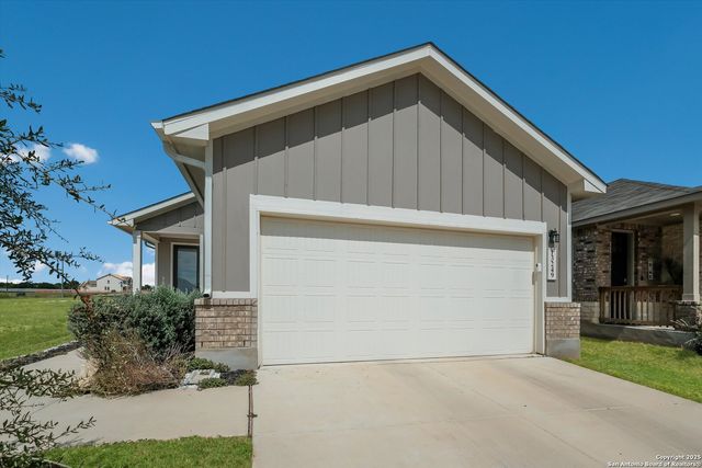 13249 FANTINE FLDS, San Antonio, TX 78253