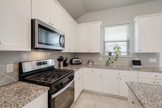 13249 FANTINE FLDS, San Antonio, TX 78253