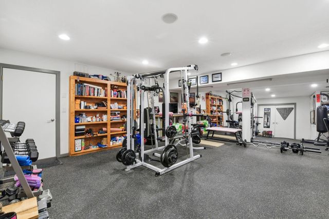 273 Stearman Drive, Louise, TX 77455