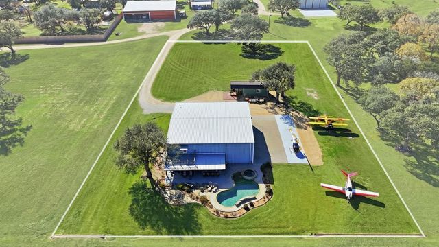 273 Stearman Drive, Louise, TX 77455