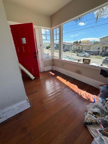1744 E 22nd Street, Oakland, CA 94606