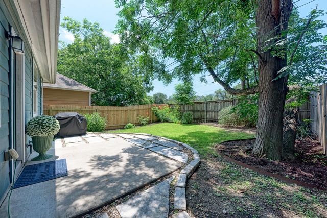 1325 Central Park CT, Austin, TX 78745