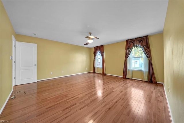 317 Sawyers Mill Crossing XING, Chesapeake, VA 23323