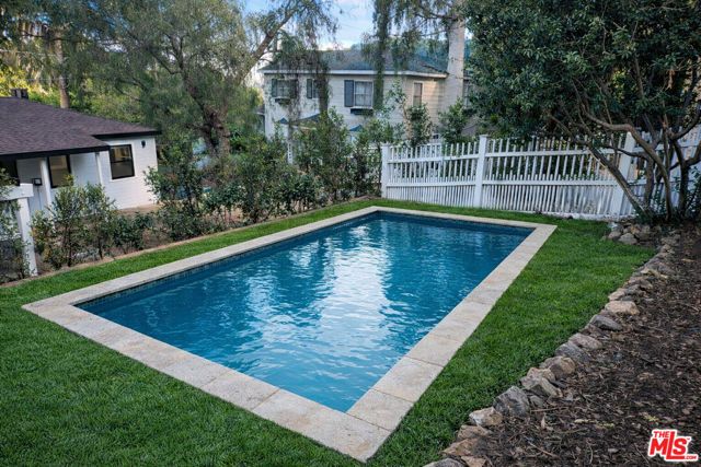 9615 Highland Gorge Drive, Beverly Hills, CA 90210