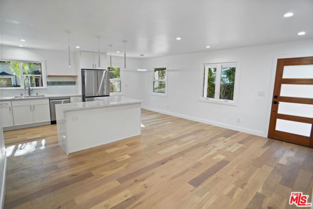 9615 Highland Gorge Drive, Beverly Hills, CA 90210