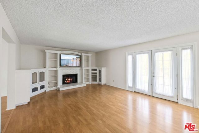 44138 Ruthron Avenue, Lancaster, CA 93536