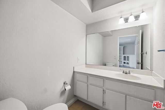 44138 Ruthron Avenue, Lancaster, CA 93536