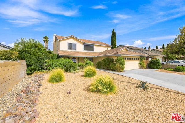 44138 Ruthron Avenue, Lancaster, CA 93536