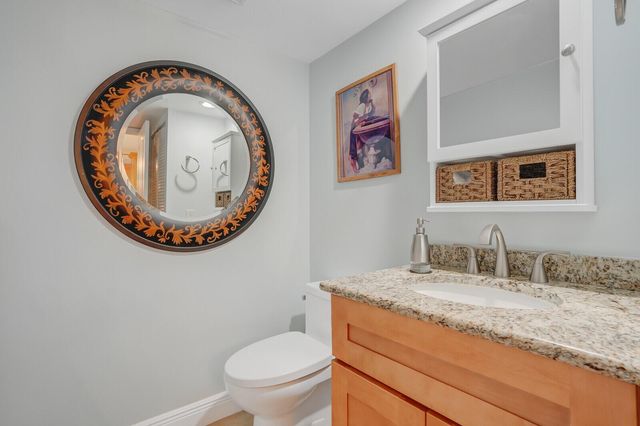 825 Center Street 14a, Jupiter, FL 33458