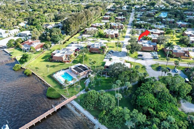 825 Center Street 14a, Jupiter, FL 33458