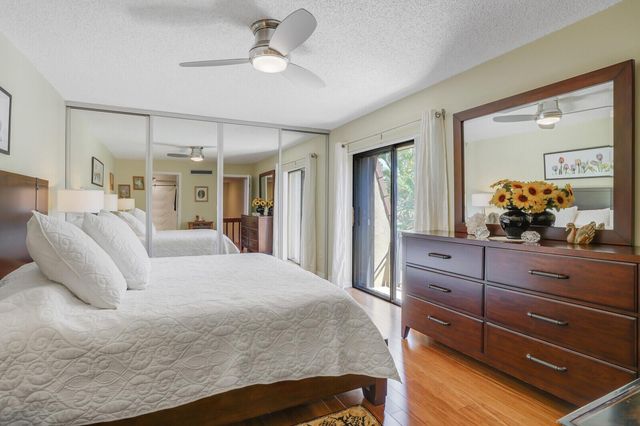 825 Center Street 14a, Jupiter, FL 33458