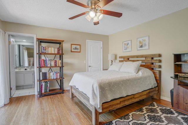 825 Center Street 14a, Jupiter, FL 33458