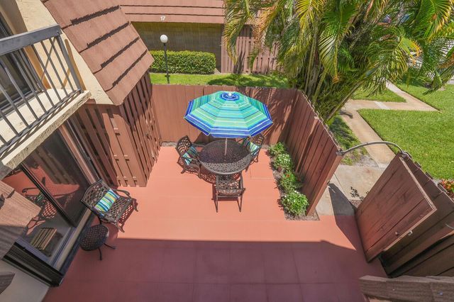 825 Center Street 14a, Jupiter, FL 33458
