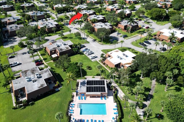 825 Center Street 14a, Jupiter, FL 33458