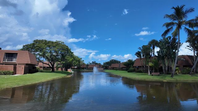 825 Center Street 14a, Jupiter, FL 33458