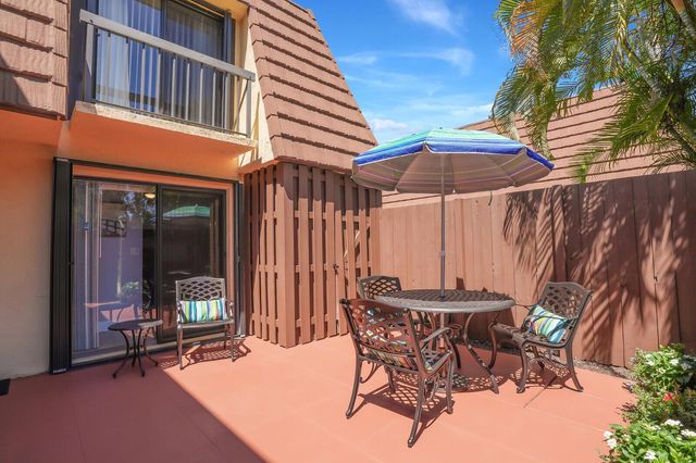 825 Center Street 14a, Jupiter, FL 33458