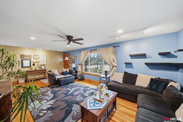 630 Maple Street, Hickman, NE 68372