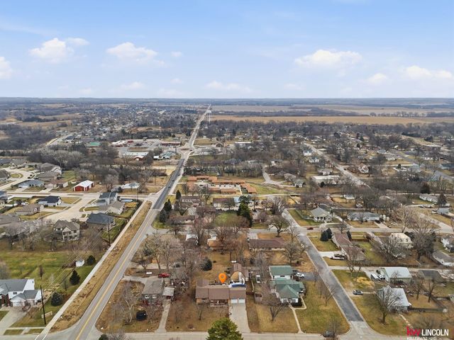 630 Maple Street, Hickman, NE 68372