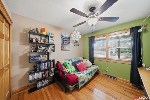 630 Maple Street, Hickman, NE 68372