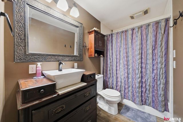 630 Maple Street, Hickman, NE 68372