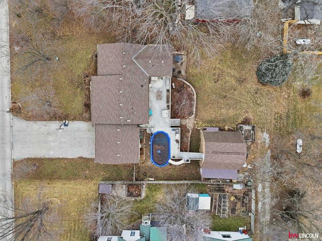 630 Maple Street, Hickman, NE 68372