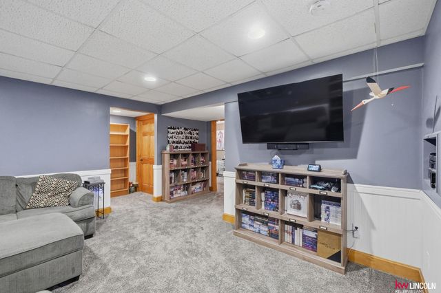 630 Maple Street, Hickman, NE 68372