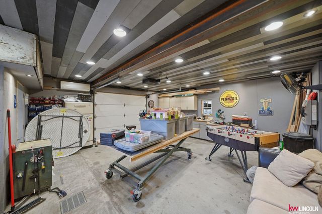 630 Maple Street, Hickman, NE 68372