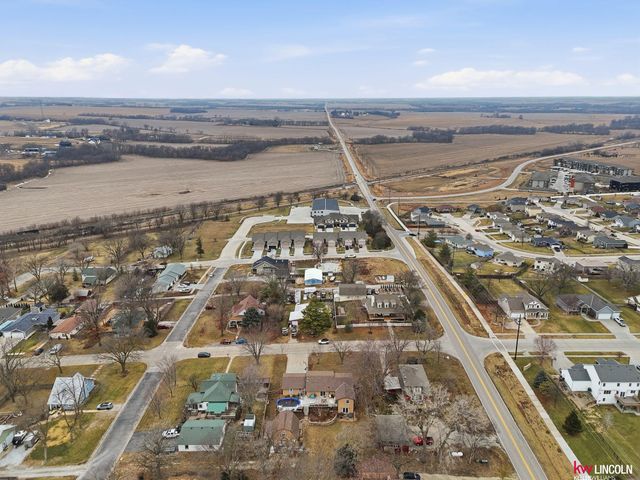 630 Maple Street, Hickman, NE 68372