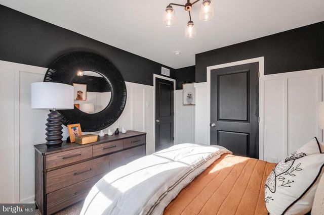 121 RIDERWOOD LN, Shepherdstown, WV 25443