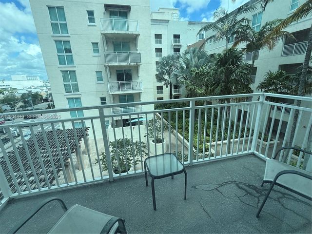 7275 SW 89th St B416, Miami, FL 33156