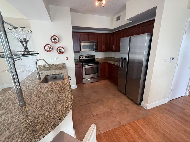 7275 SW 89th St B416, Miami, FL 33156