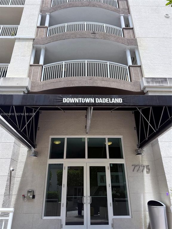 7275 SW 89th St B416, Miami, FL 33156