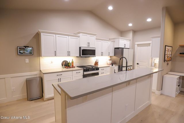 6539 W Irish CIR, Rathdrum, ID 83858