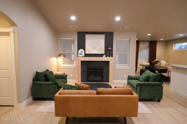6539 W Irish CIR, Rathdrum, ID 83858