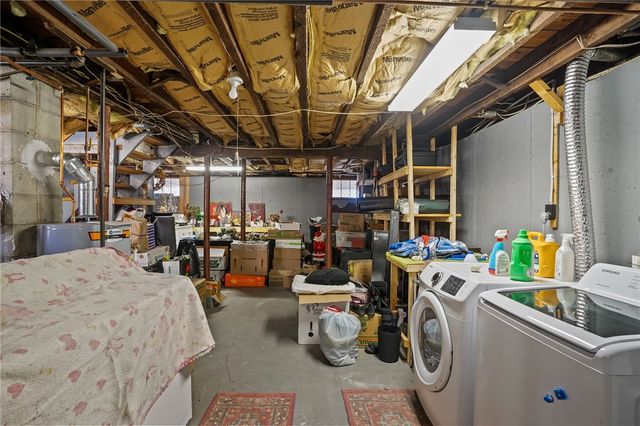 85 Vermont Street, Cranston, RI 02920