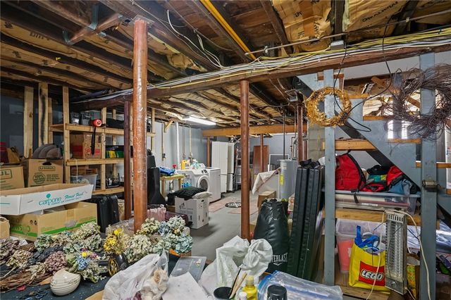 85 Vermont Street, Cranston, RI 02920