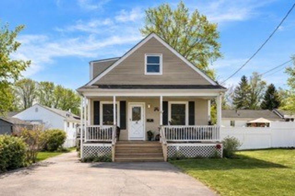 85 Vermont Street, Cranston, RI 02920