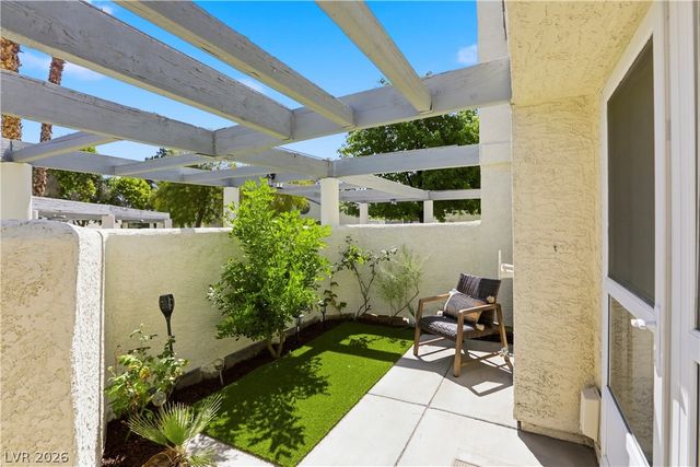 2728 Ferrin Road, Las Vegas, NV 89117