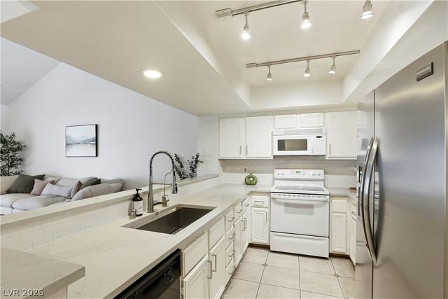 2728 Ferrin Road, Las Vegas, NV 89117