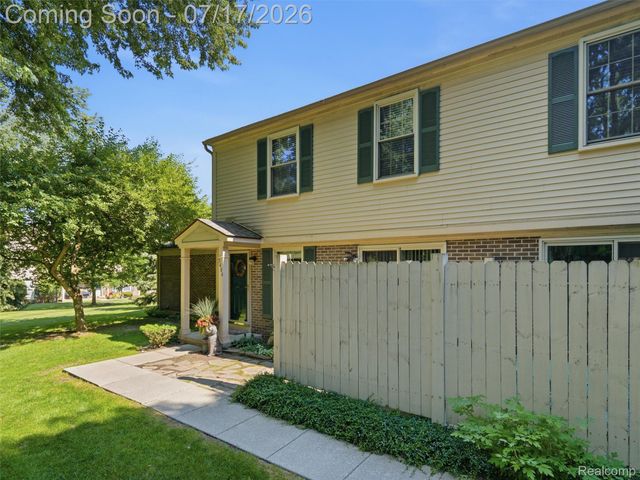 3404 Gingell Drive, Orion Charter Township, MI 48359