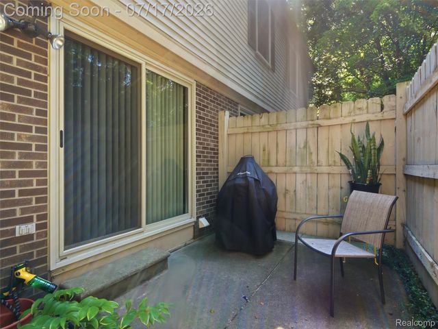 3404 Gingell Drive, Orion Charter Township, MI 48359