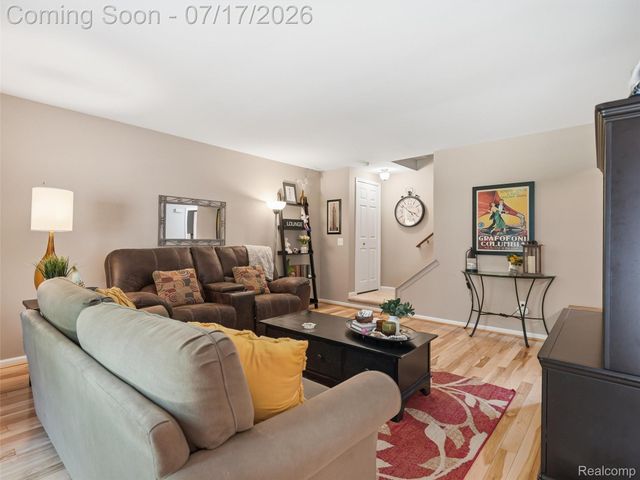 3404 Gingell Drive, Orion Charter Township, MI 48359