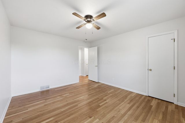 1945 Willoway Circle N, Columbus, OH 43220