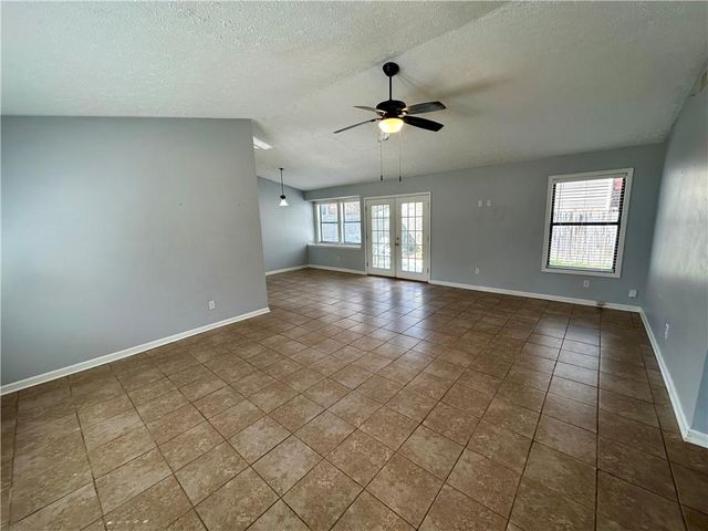 4668 Emerald Willow Drive, Acworth, GA 30101