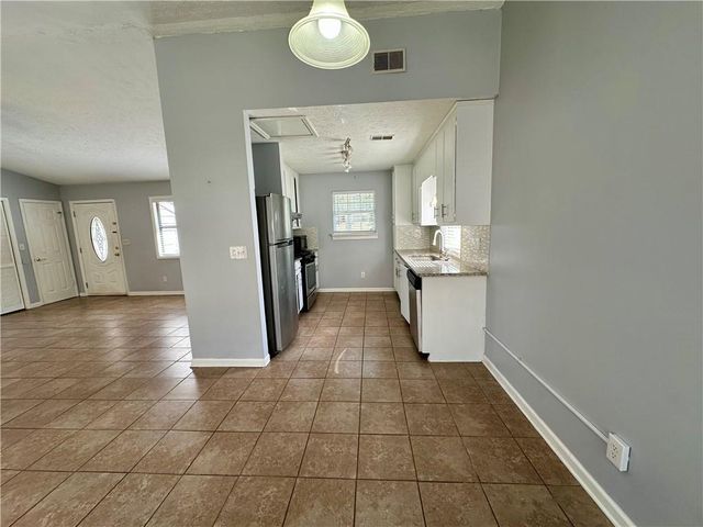 4668 Emerald Willow Drive, Acworth, GA 30101