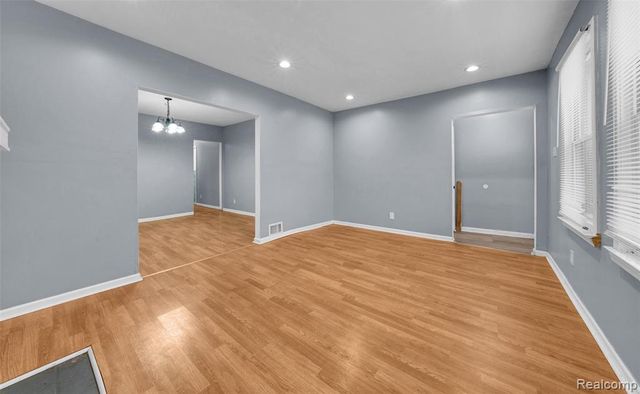 12717 Santa Rosa Drive, Detroit, MI 48238