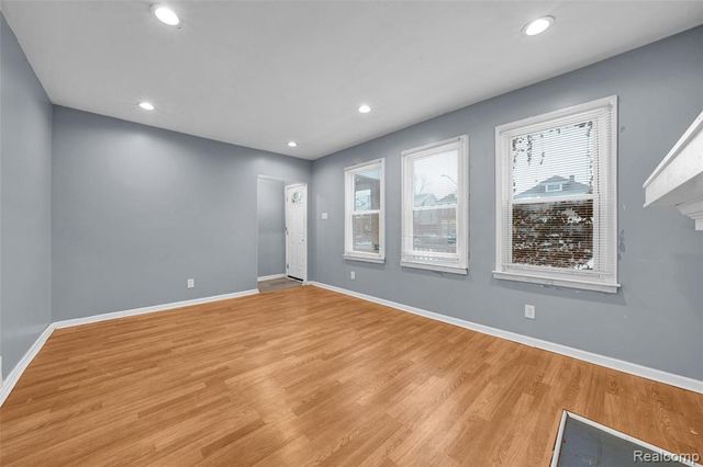 12717 Santa Rosa Drive, Detroit, MI 48238