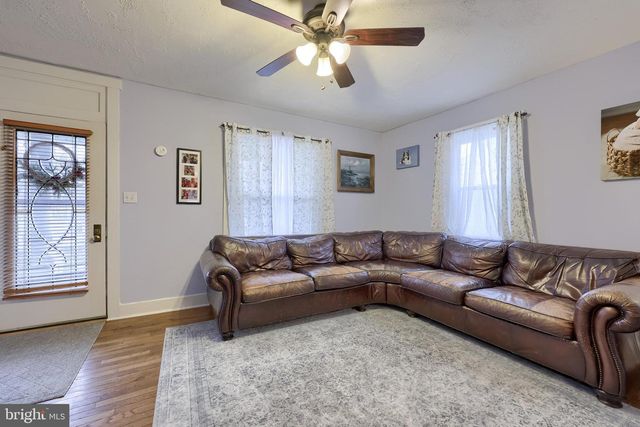 836 SCENIC DR, Mohnton, PA 19540