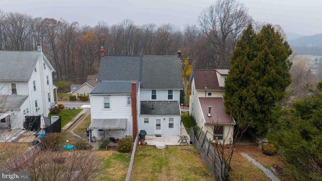 836 SCENIC DR, Mohnton, PA 19540